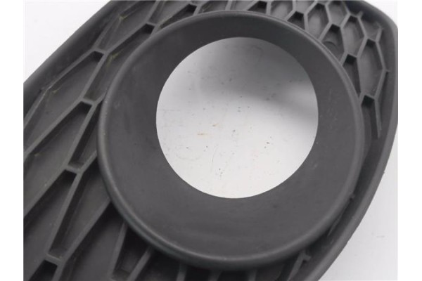 Recambio de rejilla paragolpes delantero derecha para seat ibiza sc (6j1) 1.2 emoción referencia OEM IAM 6J0853666A  