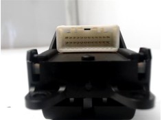 Recambio de mando elevalunas para toyota corolla (e12) 2.0 d-4d referencia OEM IAM 37073C311A05  