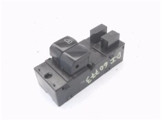 Recambio de mando elevalunas delantero izquierdo para nissan nv200 furgón 1.5 dci referencia OEM IAM   