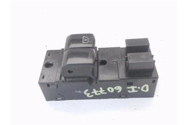 Recambio de mando elevalunas delantero izquierdo para nissan nv200 furgón 1.5 dci referencia OEM IAM   