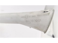 Recambio de deposito limpiaparabrisas para toyota verso (aur2/zgr2) 2.0 d-4d referencia OEM IAM E9011010 E9001017 