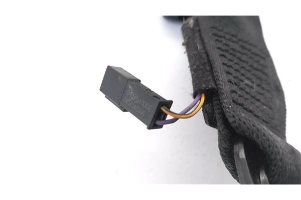 Recambio de anclaje cinturon trasero izquierdo para bmw serie 1 berlina 5p (f20) 2.0 116d referencia OEM IAM 7266352 619636700D 