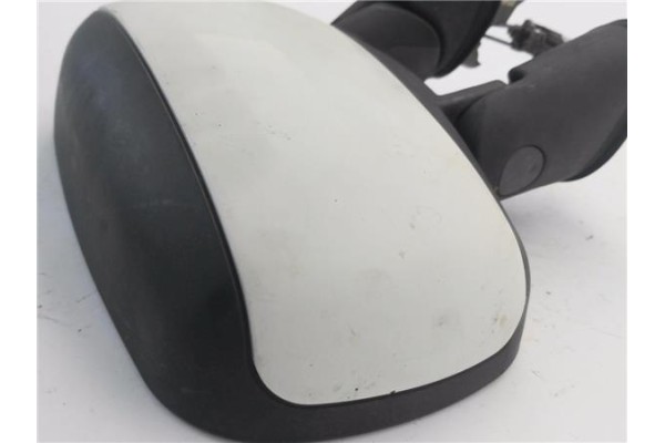 Recambio de retrovisor izquierdo para fiat i doblo (223) cargo 1.9 jtd referencia OEM IAM 735394524  
