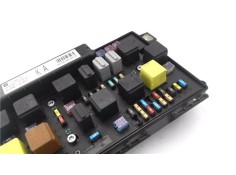 Recambio de caja fusibles/rele para opel astra h gtc 1.7 cdti referencia OEM IAM 015349211 13250232 