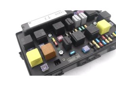 Recambio de caja fusibles/rele para opel astra h gtc 1.7 cdti referencia OEM IAM 015349211 13250232 