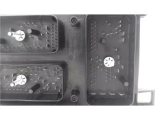 Recambio de caja fusibles/rele para opel astra h gtc 1.7 cdti referencia OEM IAM 015349211 13250232 