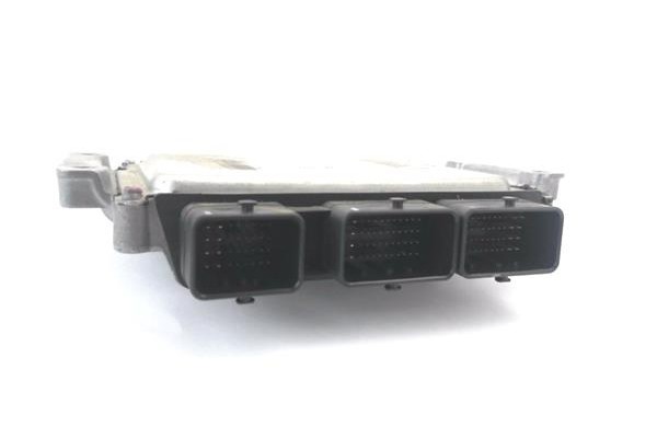Recambio de centralita para peugeot 407 coupé 2.0 hdi referencia OEM IAM 9663548180 28129202 
