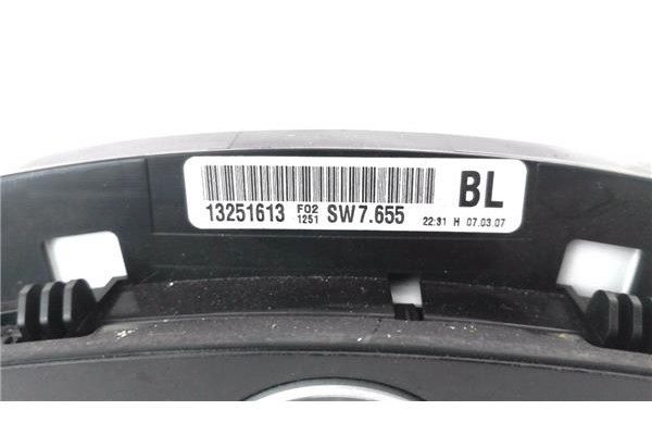 Recambio de cuadro completo para opel astra h gtc 1.7 cdti referencia OEM IAM 13251613 3164392 