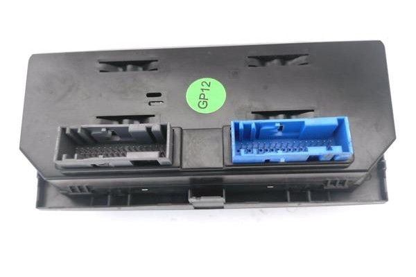 Recambio de mandos climatizador para opel astra h gtc 1.7 cdti referencia OEM IAM 13261826 90151312 
