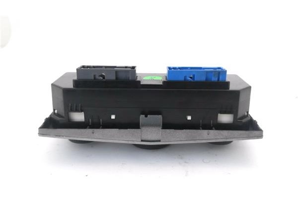 Recambio de mandos climatizador para opel astra h gtc 1.7 cdti referencia OEM IAM 13261826 90151312 