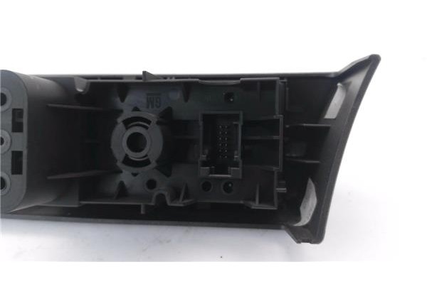 Recambio de mando de luces para opel astra h gtc 1.7 cdti referencia OEM IAM 13100128 04063011 