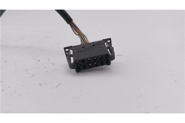 Recambio de retrovisor electrico izquierdo para skoda superb (3u4) 1.9 tdi referencia OEM IAM 3B0857933B E1010781 