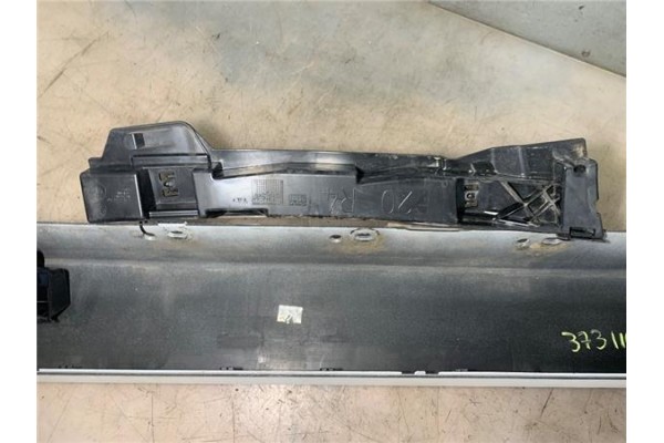 Recambio de spoiler talonera lat. derecha para bmw serie 1 berlina 5p (f20) 2.0 116d referencia OEM IAM   