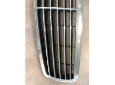 Recambio de rejilla capo para mercedes-benz clase e (bm 211) berlina 3.2 e 320 cdi (211.026) referencia OEM IAM A2118800583 SP50