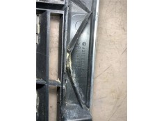 Recambio de rejilla capo para mercedes-benz clase e (bm 211) berlina 3.2 e 320 cdi (211.026) referencia OEM IAM A2118800583 SP50
