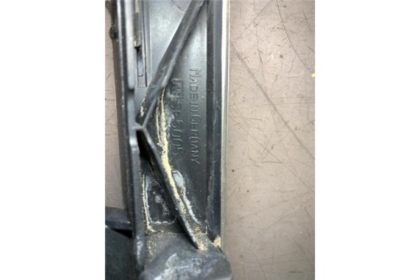 Recambio de rejilla capo para mercedes-benz clase e (bm 211) berlina 3.2 e 320 cdi (211.026) referencia OEM IAM A2118800583 SP50