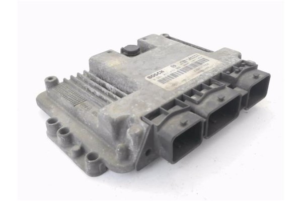 Recambio de centralita para opel movano furgón (f9) 2.5 dti referencia OEM IAM 8200311550 0281011432 