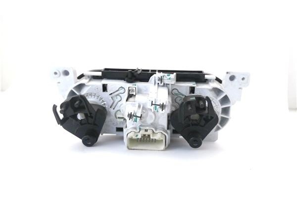 Recambio de mandos calefaccion / a.a. para dacia sandero stepway 2017-2020 1.0 sce stepway 75 (b8jc, b8jd) referencia OEM IAM 5P