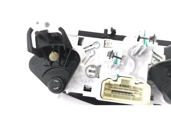 Recambio de mandos calefaccion / a.a. para dacia sandero stepway 2017-2020 1.0 sce stepway 75 (b8jc, b8jd) referencia OEM IAM 5P