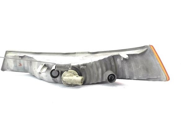 Recambio de intermitente delantero dcho para renault trafic ii combi 1.9 29 combi6 acristalado parcial referencia OEM IAM 820000