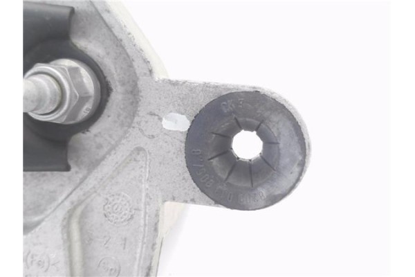 Recambio de soporte motor para renault grand scenic iv 1.2 tce referencia OEM IAM 112221641R  