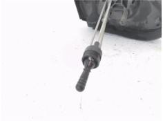 Recambio de retrovisor izquierdo para peugeot 405 berlina 1.4 clim referencia OEM IAM E9024041  