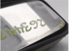 Recambio de retrovisor izquierdo para peugeot 405 berlina 1.4 clim referencia OEM IAM E9024041  