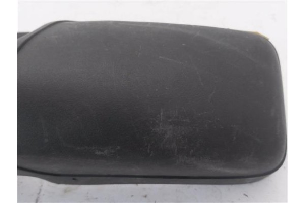 Recambio de retrovisor izquierdo para peugeot 405 berlina 1.4 clim referencia OEM IAM E9024041  