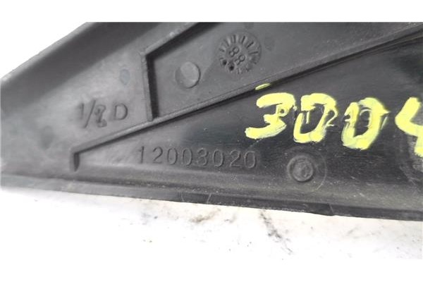 Recambio de retrovisor derecho para peugeot 205 ii (20a/c) 1.3 rallye referencia OEM IAM 12003020  