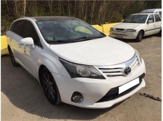 toyota avensis cross sport (t27) del año 2013