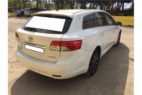 toyota avensis cross sport (t27) del año 2013