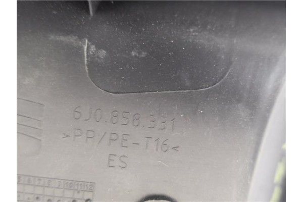 Recambio de embellecedor consola central para seat ibiza berlina (6j5) 1.6 tdi referencia OEM IAM 6J0858329HAR9  