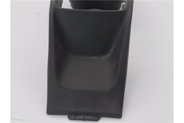 Recambio de embellecedor consola central para seat ibiza berlina (6j5) 1.6 tdi referencia OEM IAM 6J0858329HAR9  
