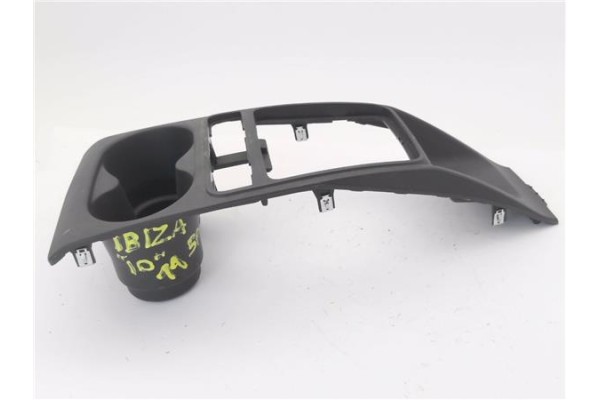 Recambio de embellecedor palanca cambio para seat ibiza berlina (6j5) 1.4 referencia OEM IAM 6J0858331  