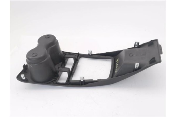Recambio de embellecedor palanca cambio para seat ibiza berlina (6j5) 1.4 referencia OEM IAM 6J0858331  