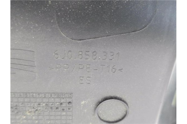 Recambio de embellecedor palanca cambio para seat ibiza berlina (6j5) 1.4 referencia OEM IAM 6J0858331  