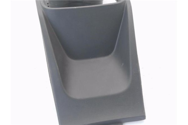 Recambio de embellecedor palanca cambio para seat ibiza berlina (6j5) 1.4 referencia OEM IAM 6J0858331  