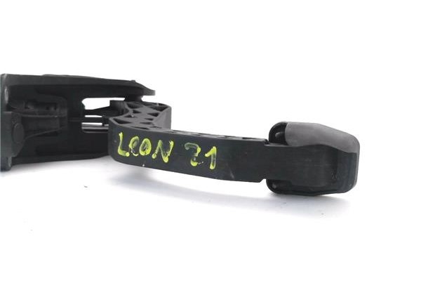 Recambio de pedal embrague para seat leon (1p1) 1.2 reference referencia OEM IAM 1K1721059ER  