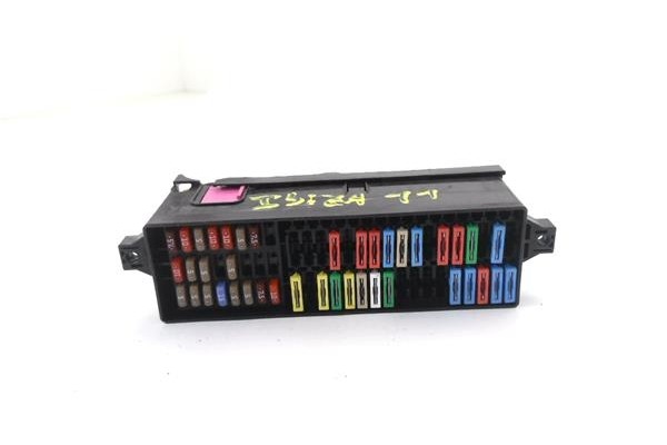 Recambio de caja reles para seat ibiza berlina (6j5) 1.4 referencia OEM IAM 5J0937019  