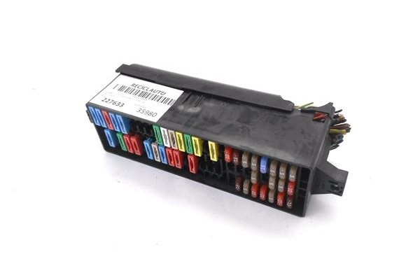 Recambio de caja reles para seat ibiza berlina (6j5) 1.4 referencia OEM IAM 5J0937019  