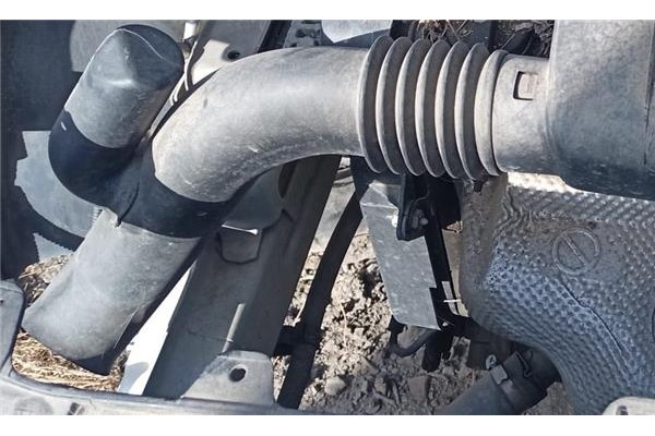 Recambio de carcasa filtro aire para fiat punto / grande punto (199) 1.4 referencia OEM IAM 51888090  