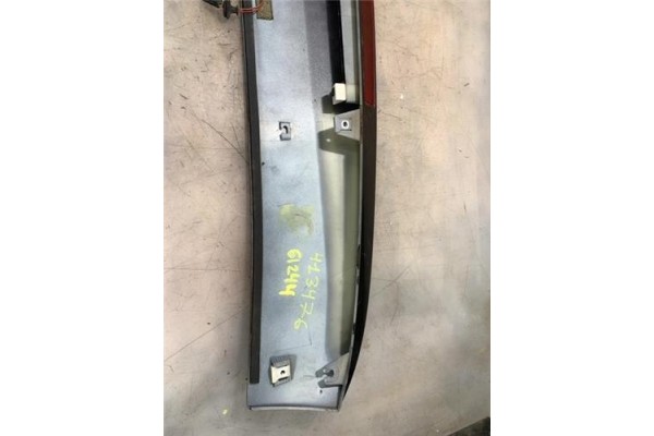 Recambio de aleron trasero para seat ibiza (6l1) 1.4 16v referencia OEM IAM 6L6827939  