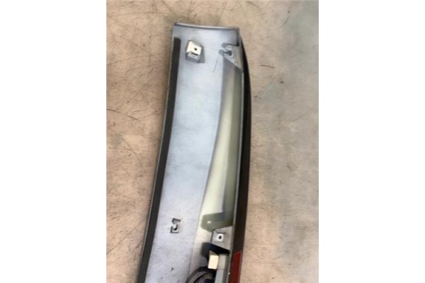 Recambio de aleron trasero para seat ibiza (6l1) 1.4 16v referencia OEM IAM 6L6827939  