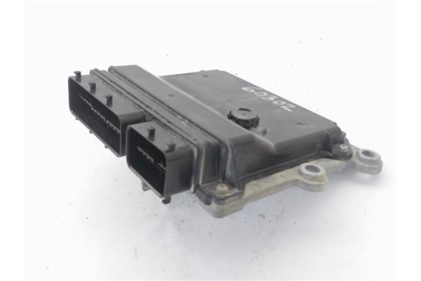 Recambio de centralita para toyota iq (nuj1/ngj1/kgj1) 1.0 básico referencia OEM IAM 8966174060 2120005410 