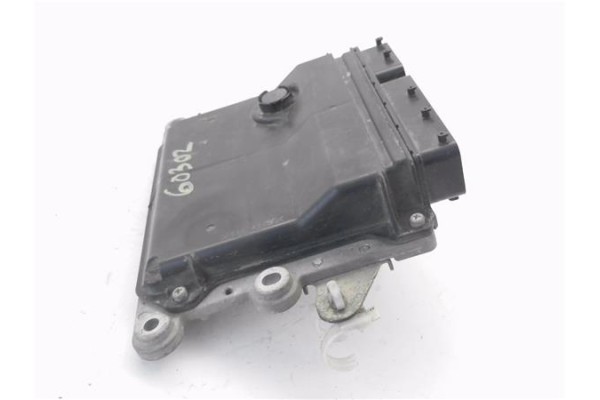 Recambio de centralita para toyota iq (nuj1/ngj1/kgj1) 1.0 básico referencia OEM IAM 8966174060 2120005410 