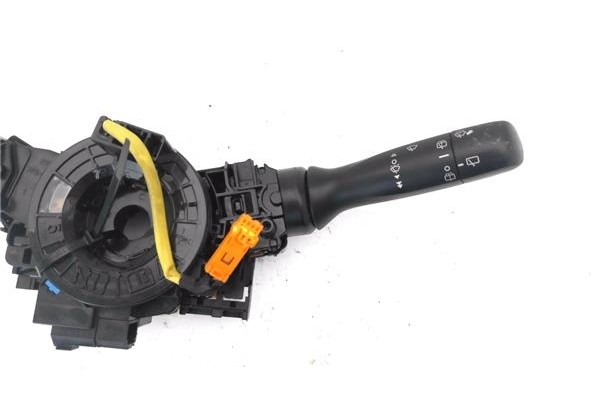 Recambio de mando intermitencia para toyota iq (nuj1/ngj1/kgj1) 1.0 básico referencia OEM IAM 8414012611  