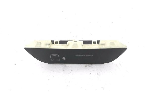 Recambio de display para toyota iq (nuj1/ngj1/kgj1) 1.0 básico referencia OEM IAM 8395074030 904243 