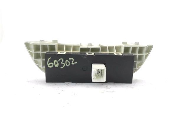 Recambio de display para toyota iq (nuj1/ngj1/kgj1) 1.0 básico referencia OEM IAM 8395074030 904243 