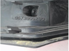 Recambio de piloto trasero derecho para citroen c3 1.4 attraction referencia OEM IAM 9673805280  