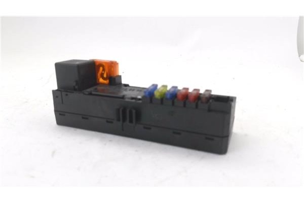 Recambio de caja fusibles/rele para mercedes-benz clk (bm 208) coupe 2.0 200 compressor (evo) (208.344) referencia OEM IAM A0005